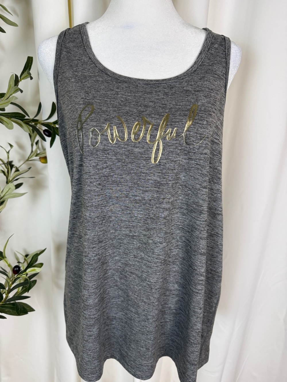 C9 by Champion Gray Activewear Tank Top with Gold 'Powerful' Script Sz M (A2)